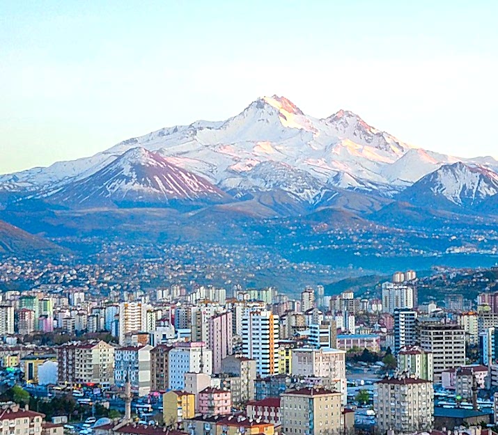Kayseri işletmeleri için Instagram reklamlarıyla hedef kitlenize ulaşmanın en etkili stratejileri, işinizi büyütmenin yolu sosyal medyada,
