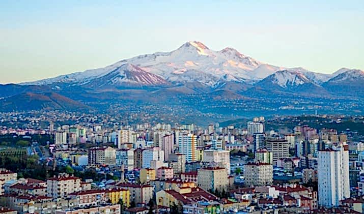 Kayseri İnternet Sitesi Yapımı | Kayseri Web Tasarım Ajansı Kadeo Kayseri'de etkili bir dijital varlık oluşturmak istiyorsanız, işletmeniz için profesyonel internet sitesi yapım hizmetlerimizle tanışın.