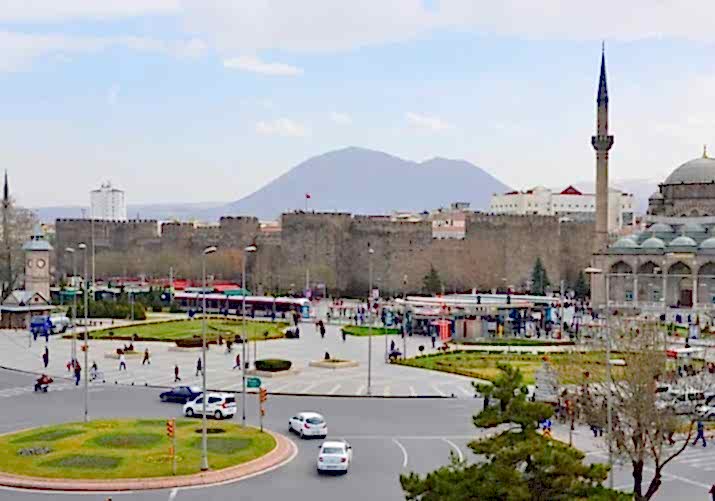Kayseri'de Pazarlama | Kayseri Web Tasarım Ajansı Kadeo Ajans Kayseri'de pazarlama ve reklam stratejilerini keşfedin. Kayseri'nin en iyi reklam ajansı ile web sitesi yaptır.