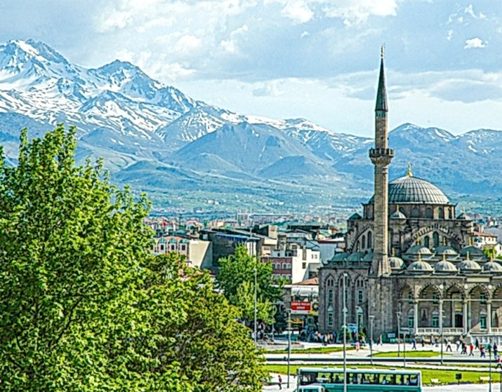 Kayseri Medya Ajansı | Kayseri Web Tasarım Ajansı Kadeo Kayseri'de eğlence ve medya sektöründe yeni bir dönem başlıyor, son trendleri ve gelişmeleri 160 karakterde özetledik